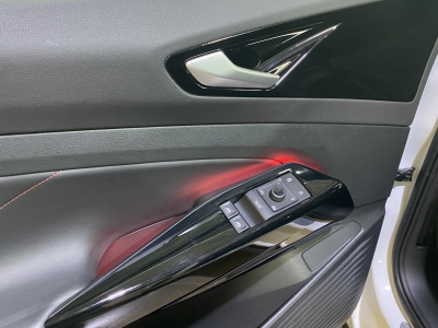 VW ID.4 GTX 4Motion Wärmepumpe Matrix-LED Navi ACC