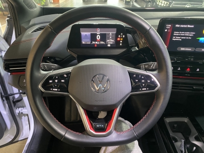 VW ID.4 GTX 4Motion Wärmepumpe Matrix-LED Navi ACC