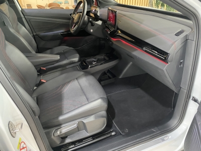 VW ID.4 GTX 4Motion Wärmepumpe Matrix-LED Navi ACC