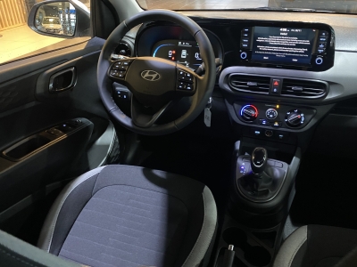 Hyundai i10 Pure dig.Cockpit Navi R.Cam PDC Klima DAB