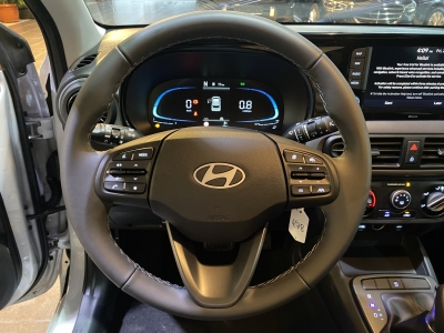 Hyundai i10 Pure dig.Cockpit Navi R.Cam PDC Klima DAB