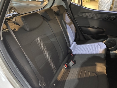 Hyundai i10 Pure dig.Cockpit Navi R.Cam PDC Klima DAB