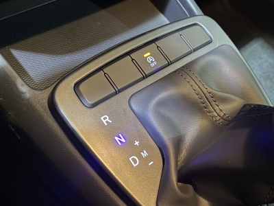 Hyundai i10 Pure dig.Cockpit Navi R.Cam PDC Klima DAB