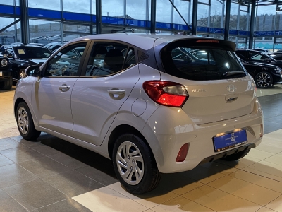 Hyundai i10 Pure dig.Cockpit Navi R.Cam PDC Klima DAB