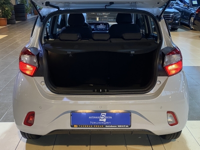 Hyundai i10 Pure dig.Cockpit Navi R.Cam PDC Klima DAB