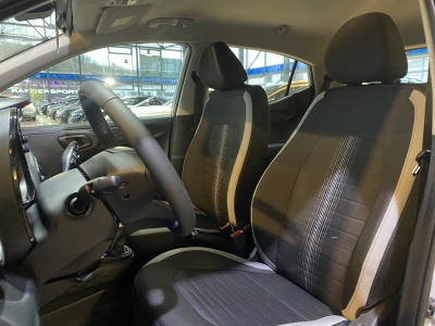 Hyundai i10 Pure dig.Cockpit Navi R.Cam PDC Klima DAB