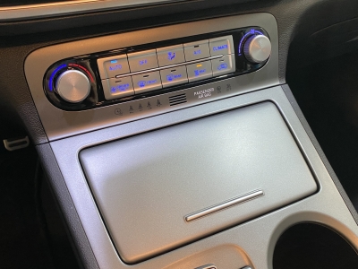 Hyundai KONA dig.Cockpit R.Cam DAB+ Klimaauto. LM 17"