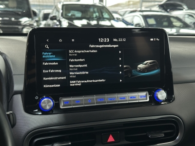 Hyundai KONA ACC dig.Cockpit Wärmepumpe LED R.Cam SHZ