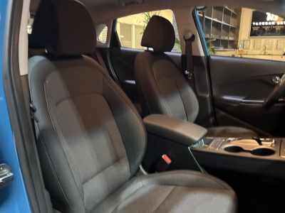 Hyundai KONA Select dig.Cockpit ACC R.Cam SHZ PDC DAB+