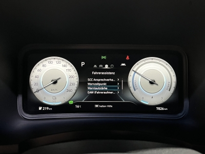 Hyundai KONA Select dig.Cockpit ACC R.Cam SHZ PDC DAB+