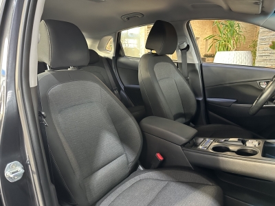 Hyundai KONA Select dig.Cockpit ACC R.Cam PDC SHZ DAB+