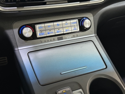 Hyundai KONA Select dig.Cockpit ACC R.Cam PDC SHZ DAB+