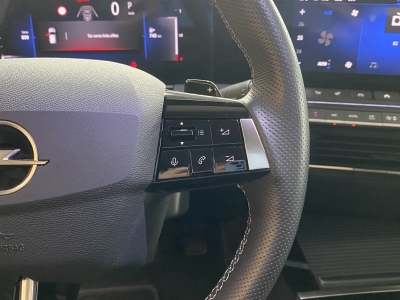 Opel Astra Elegance AHK Navi LED Ambiente-Licht ACC