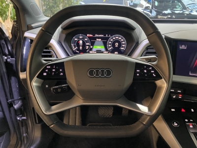Audi Q4 e-tron 40 82 kWh LED MMI-Navi Plus SHZ PDC  
