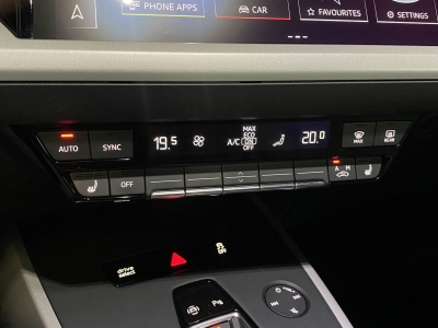 Audi Q4 e-tron 40 82 kWh LED MMI-Navi Plus SHZ PDC  
