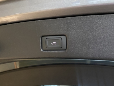 Audi Q4 e-tron 40 82 kWh LED MMI-Navi Plus SHZ PDC  