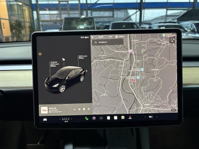 Tesla Model Y Pano Leder ACC Wärmepumpe LED Navi R.Cam