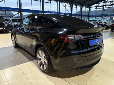 Tesla Model Y Pano Leder ACC Wärmepumpe LED Navi R.Cam