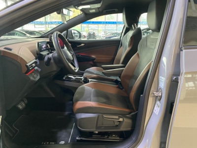 VW ID.5 Pro Performance 150kW Navi LED ACC PDC DAB+