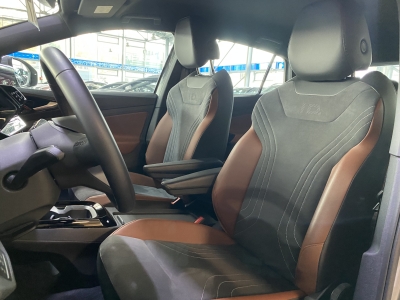 VW ID.5 Pro Performance 150kW Navi LED ACC PDC DAB+