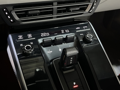 Porsche 992 Turbo*BOSE*LED*PASM*PCM*Sport-Chrono*Leder