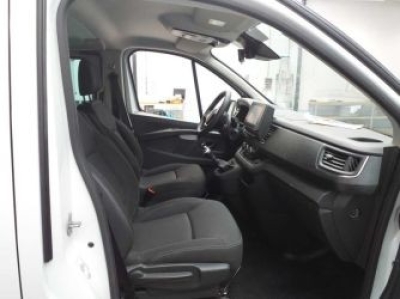 Renault Trafic L2H1 lang 3,0t Life 5-Sitze LED PDC Klima