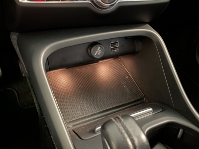 Volvo XC40 T5 Hybrid Inscription Expression dig.Cockpit 