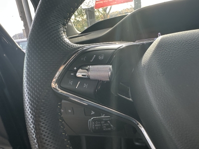 Skoda Enyaq RS Lounge Pano. dig.Cockpit Matrix-LED HUD