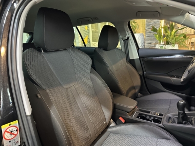 Skoda Octavia Style AHK LED dig.Cockpit PDC SHZ DAB+ 