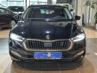 Skoda Octavia Style AHK LED dig.Cockpit PDC SHZ DAB+ 
