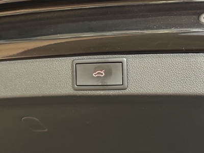 Skoda Octavia Style AHK LED dig.Cockpit PDC SHZ DAB+ 