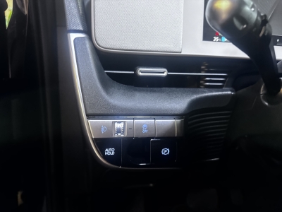 Hyundai IONIQ 5 Voll-LED Navi NSCC R.Cam PDC SHZ DAB+ 