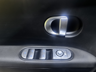 Hyundai IONIQ 5 Voll-LED Navi NSCC R.Cam PDC SHZ DAB+ 