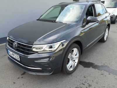 VW Tiguan Life 4Motion AHK LED ACC Navi PDC SHZ 