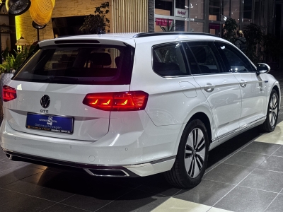 VW Passat GTE Navi Matrix-LED ACC Cockpit Standheiz
