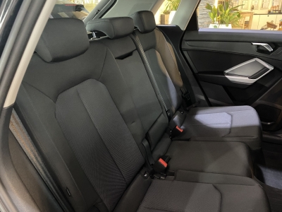 Audi Q3 45 TFSI*S-line*LED*SHZ-Navi*PDC*