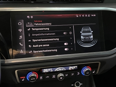 Audi Q3 45 TFSI*S-line*LED*SHZ-Navi*PDC*