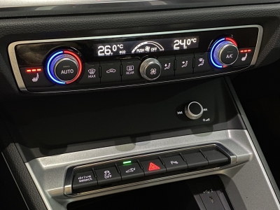 Audi Q3 45 TFSI*S-line*LED*SHZ-Navi*PDC*