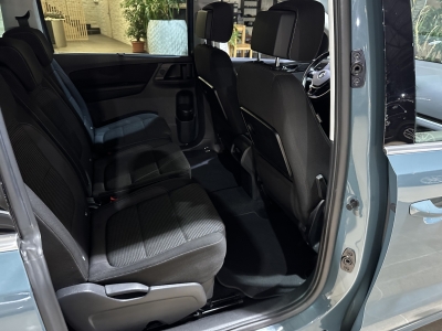 VW Sharan Comfortline 7-Sitzer Navi PDC DAB+ BLIS