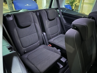 VW Sharan Comfortline 7-Sitzer Navi PDC DAB+ BLIS