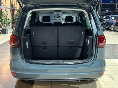 VW Sharan Comfortline 7-Sitzer Navi PDC DAB+ BLIS