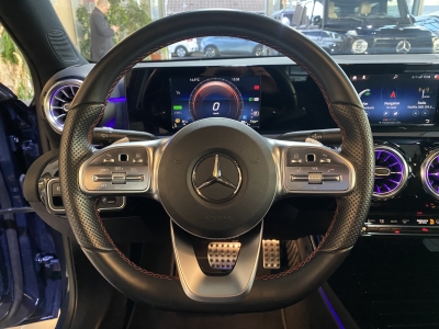 Mercedes-Benz A 250 e AMG Line Night Navi LED Ambiente-Licht