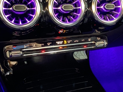 Mercedes-Benz A 250 e AMG Line Night Navi LED Ambiente-Licht