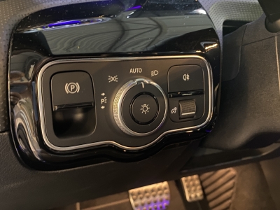 Mercedes-Benz A 250 e AMG Line Night Navi LED Ambiente-Licht