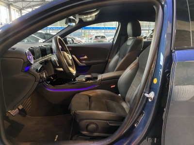 Mercedes-Benz A 250 e AMG Line Night Navi LED Ambiente-Licht