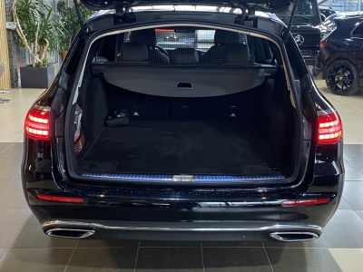 Mercedes-Benz E 220 d Avantgarde Business AHK LED dig.Cockpit