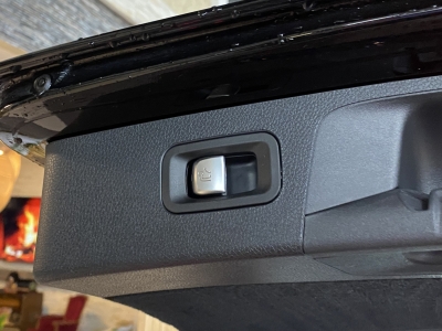 Mercedes-Benz E 220 d Avantgarde Business AHK LED dig.Cockpit