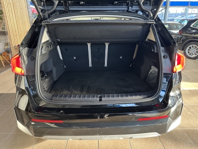 BMW X1 20 i sDrive xLine Leder Navi WideScreen LED