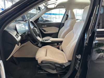 BMW X1 20 i sDrive xLine Leder Navi WideScreen LED