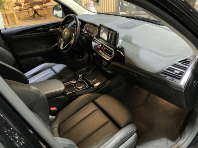 BMW X3 xDrive 30 e AHK LED Navi dig.Cockpit Leder